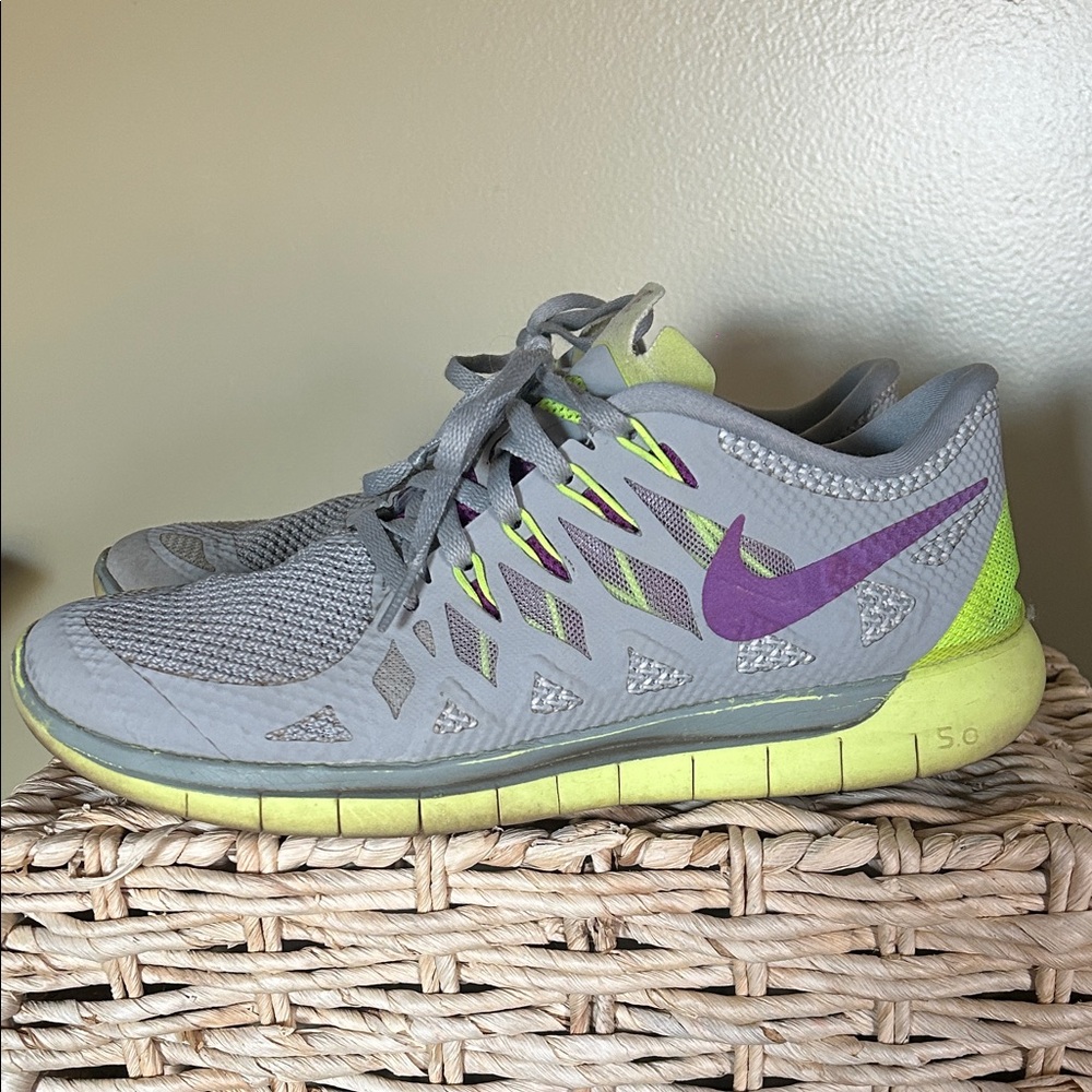 Nike Free Women's Gray and Purple Athletic Shoes